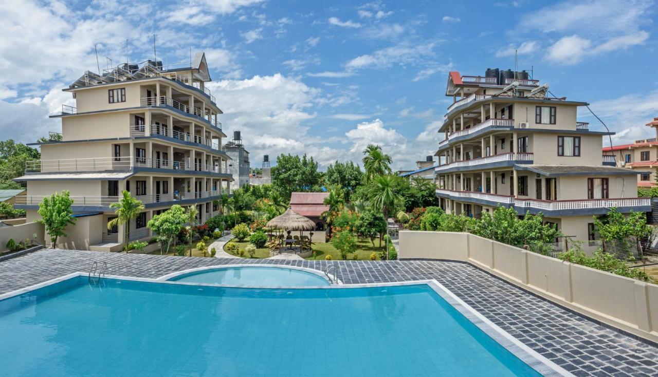 Hotel Monalisa Chitwan Sauraha Zewnętrze zdjęcie