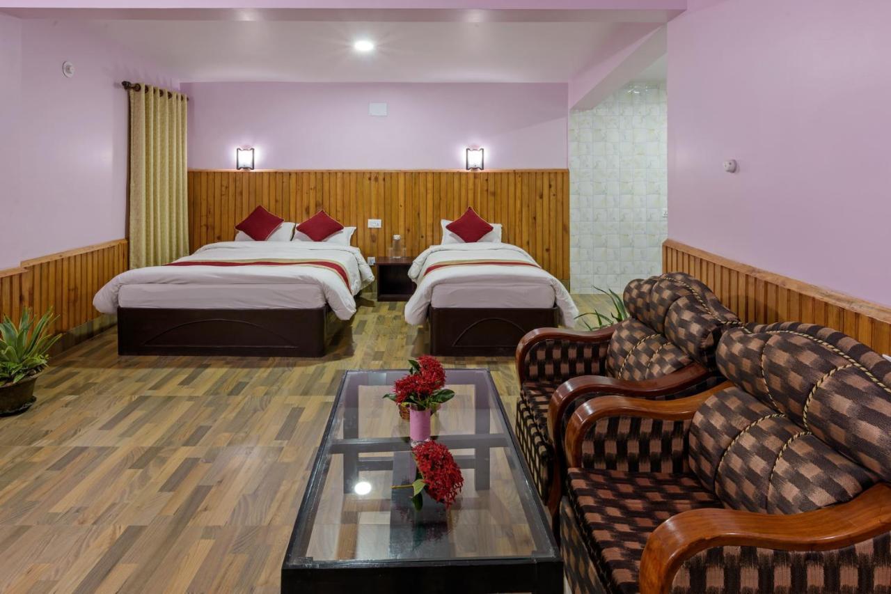 Hotel Monalisa Chitwan Sauraha Zewnętrze zdjęcie